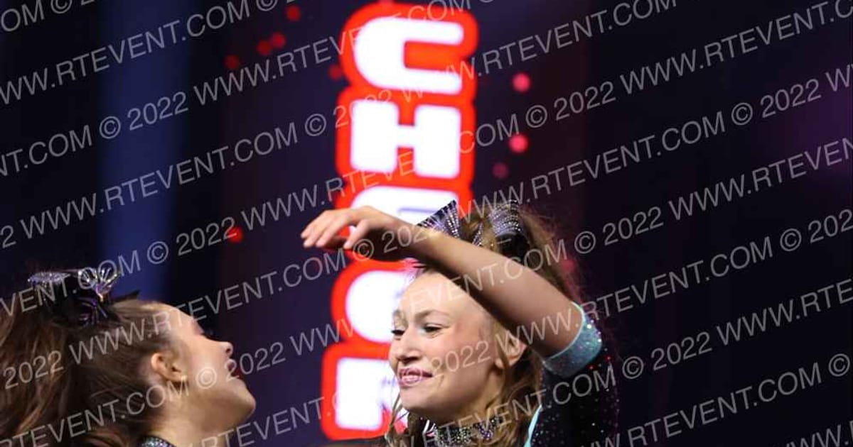 Element Elite Tumbling & Cheer RADIUM · Jamfest Super Nationals