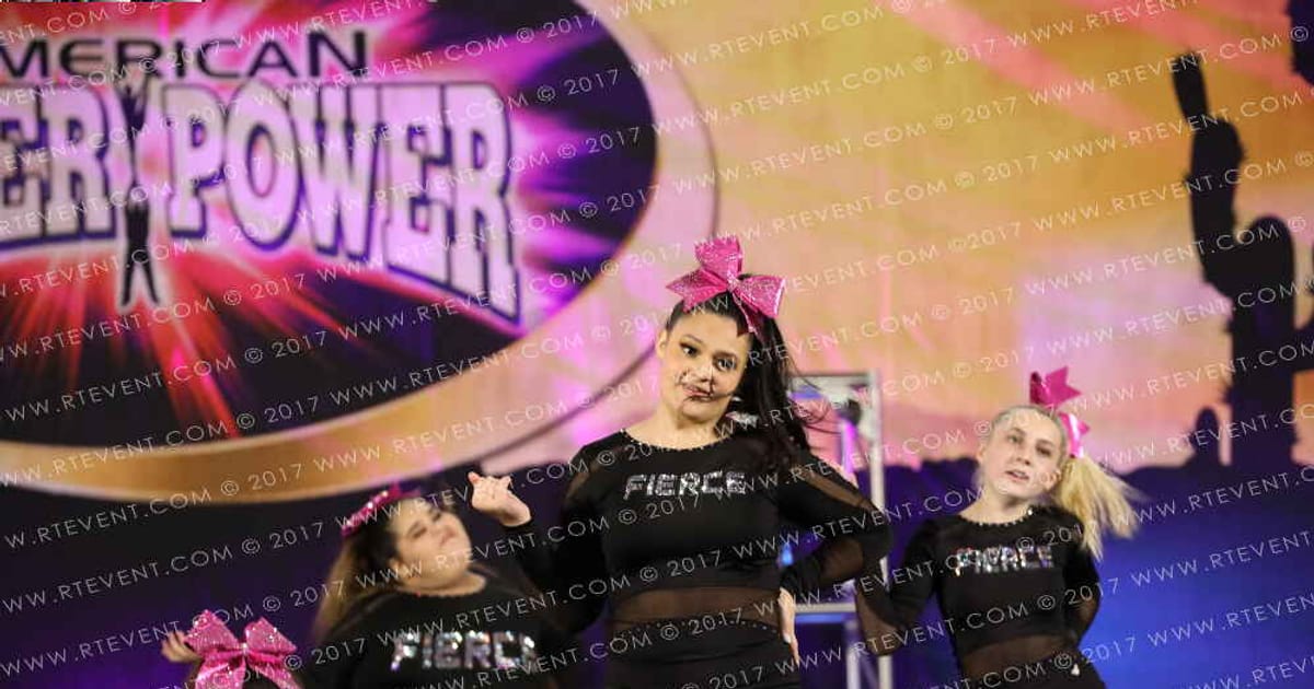 Monarchs Fierce Cheer Elite · Roseville