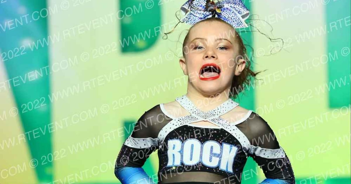 Rock Cheer Company Fireflies · Mardis Gras Grand Nationals