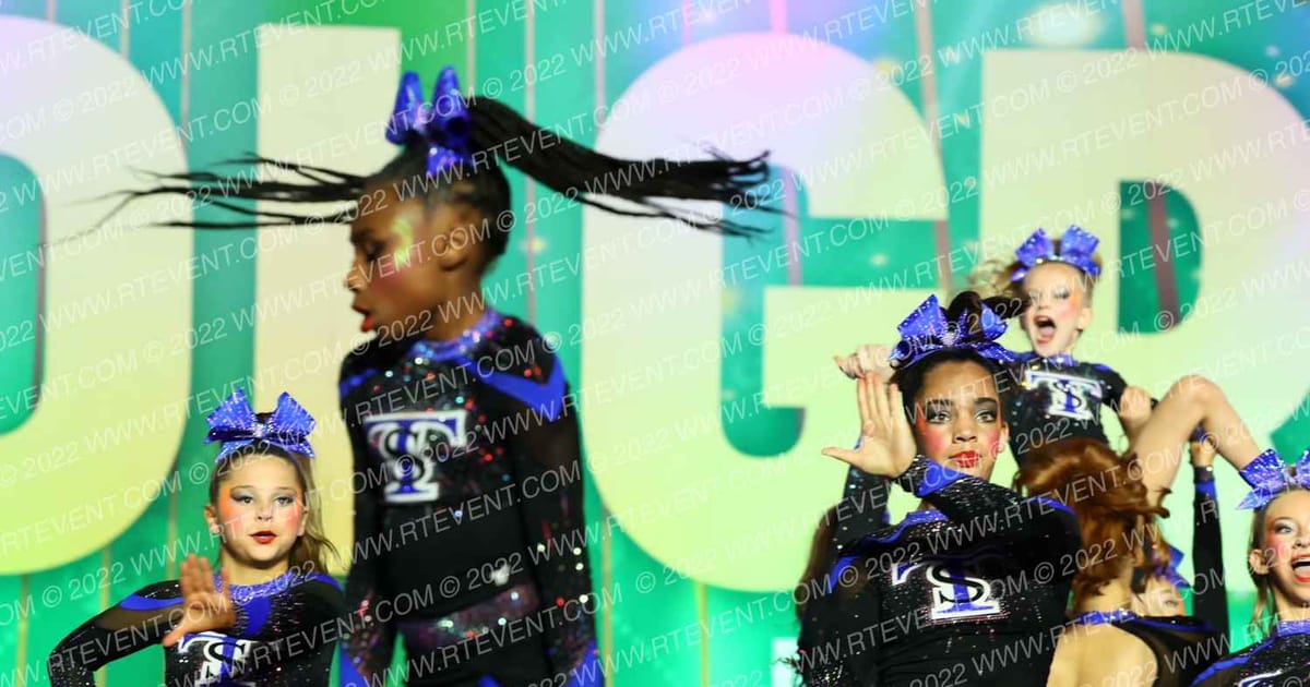 Twist & Shout Norman Crush · Mardis Gras Grand Nationals