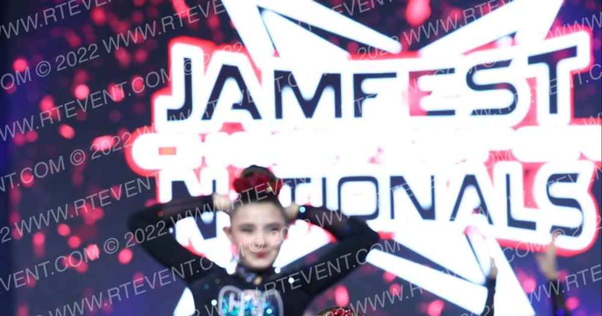 Cheer Extreme - Raleigh Junior Black · Jamfest Super Nationals