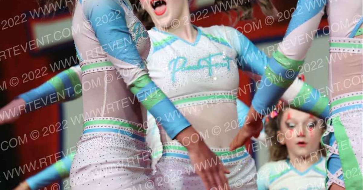 PunchFront Cheer Glacier Girls · Spirit of Hope Grand Nationals