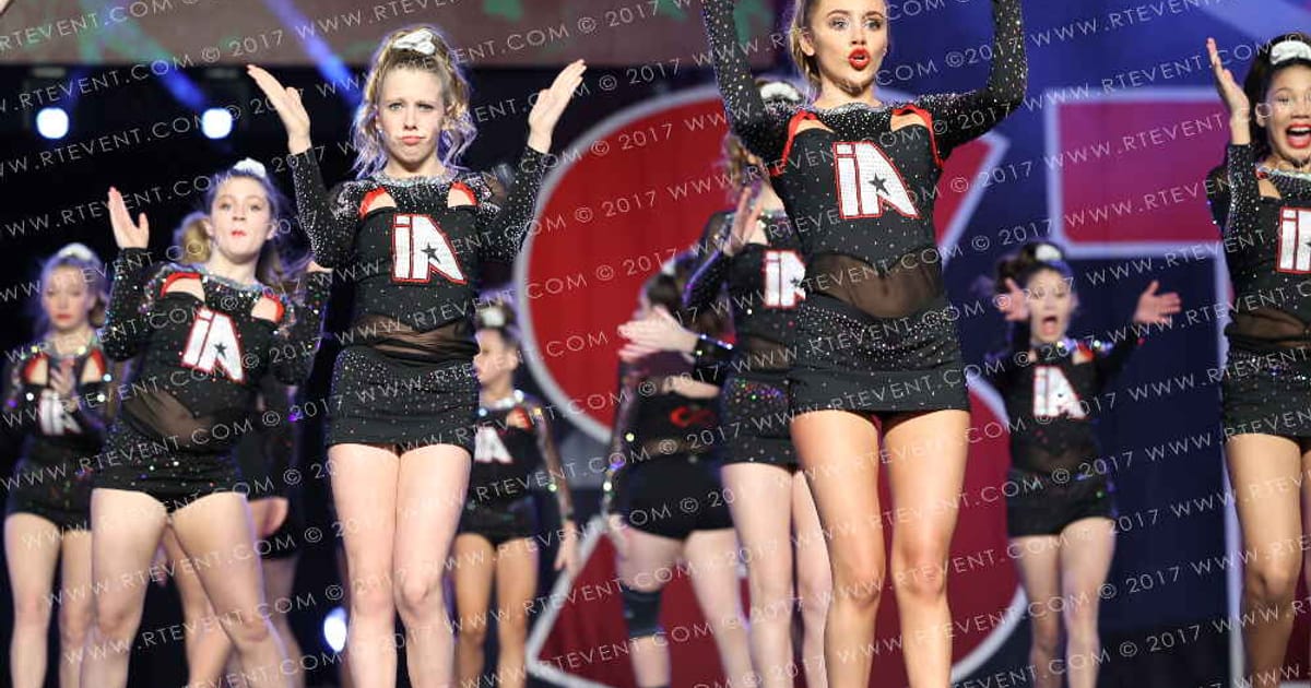 iNFiNiTi Athletics Crescents · CHEERAPALOOZA