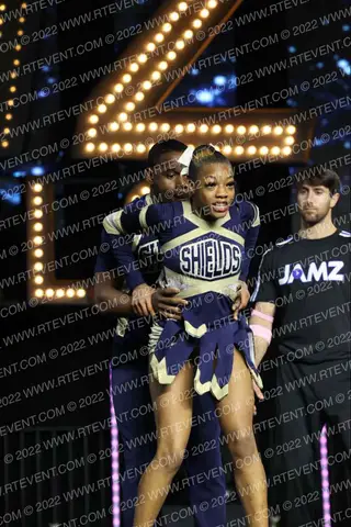 CHEYENNE HIGH SCHOOL PARTNER STUNT