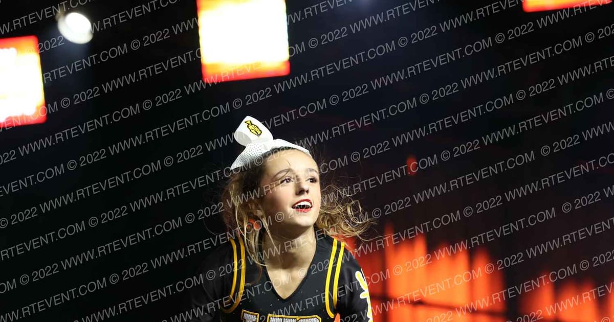 LATHROP HIGH SCHOOL VARSITY · FRIDAY SCHOOL Nationals