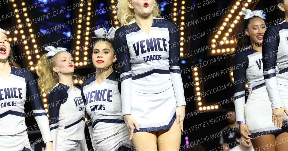 VENICE HIGH SCHOOL VARSITY CHEER · FRIDAY SCHOOL Nationals