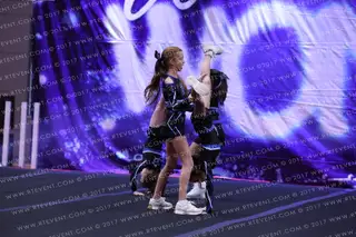 Buzz Cheer Queens