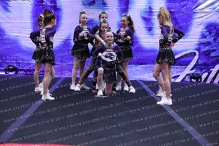 Charlton Rocks Cheer Sandstorm
