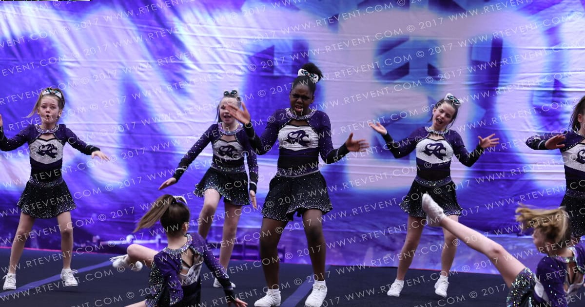 Charlton Rocks Cheer Sandstorm · Winter Wonderland