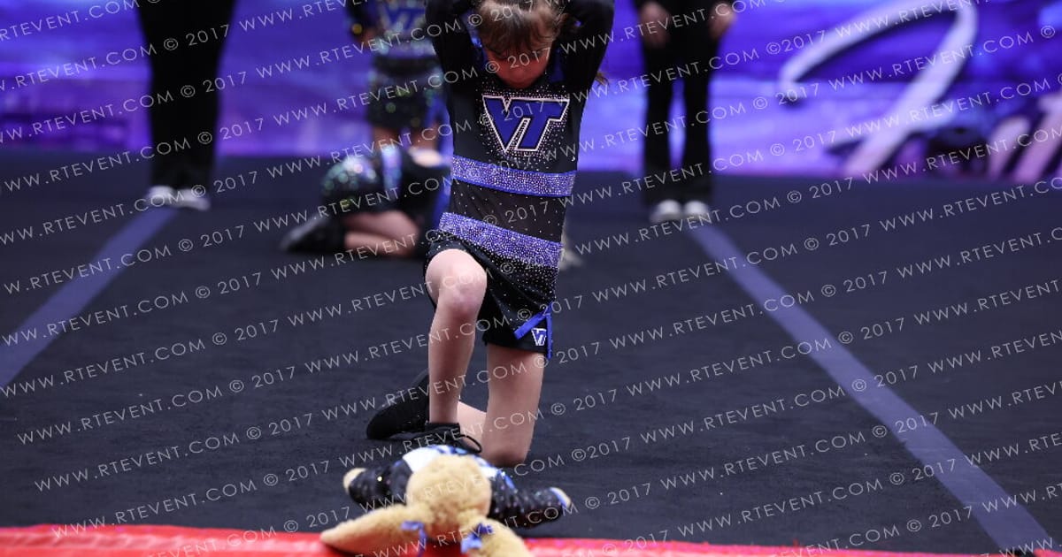 Vista Twisters Fireflies · Winter Wonderland