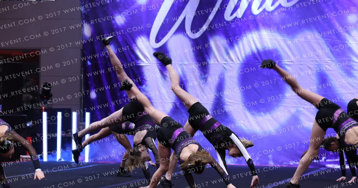 Power Cheer Bombshells · Winter Wonderland