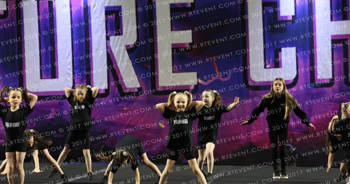 Twisters Elite Twinkles · Treasure Ireland
