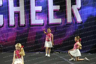 Velocity cheer and dance Starburst
