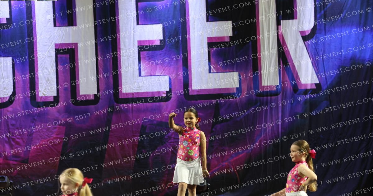 Velocity cheer and dance Starburst · Treasure Ireland