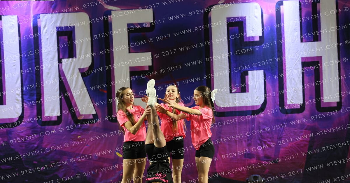 Ace High Cheerleading Junior Level 1 Stunt Group · Treasure Ireland