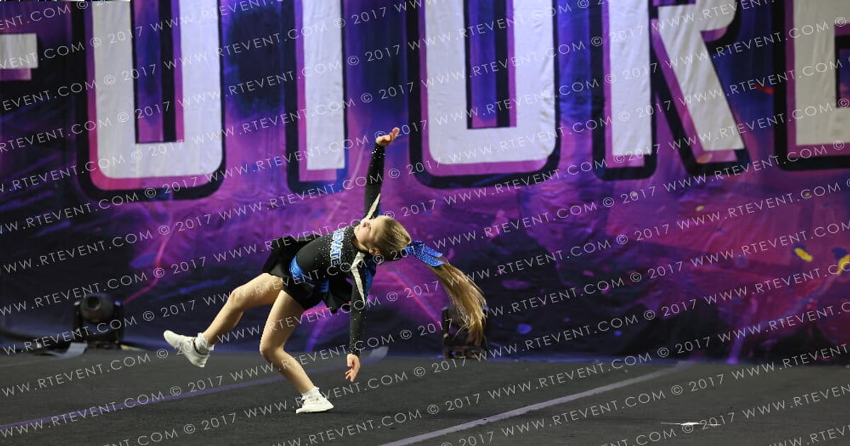 Elevate Cheer Laina Howard · Treasure Ireland
