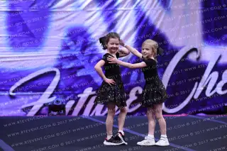 Buzz Cheer Bumblebees