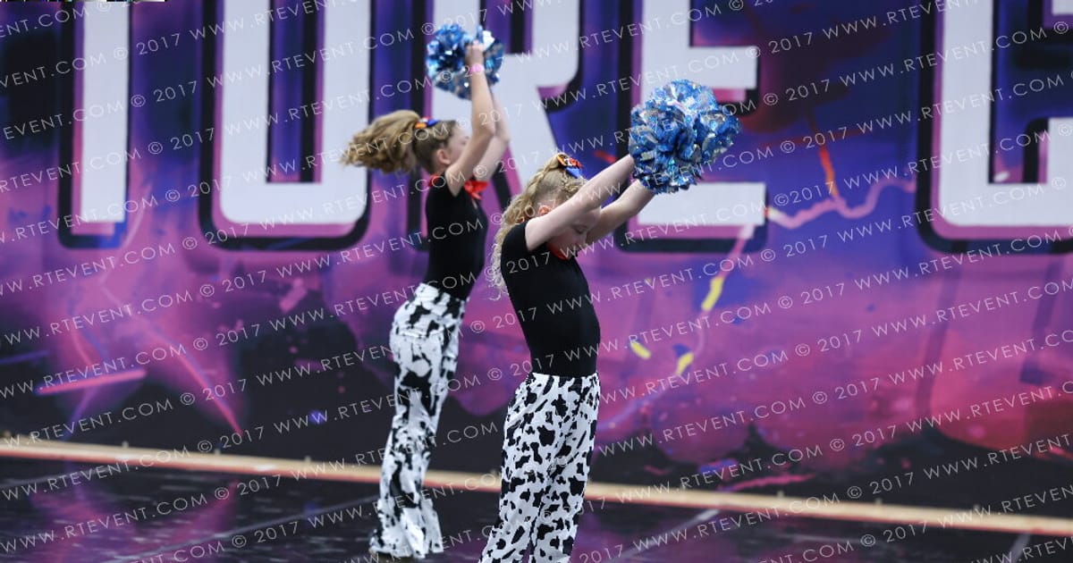 Flitecrew Infinity Cheer IGNITE · FC ESSENTIALS SOUTH