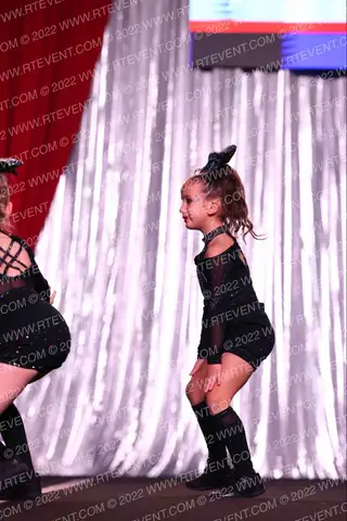 Cheer Extreme - Raleigh Mini Sharks