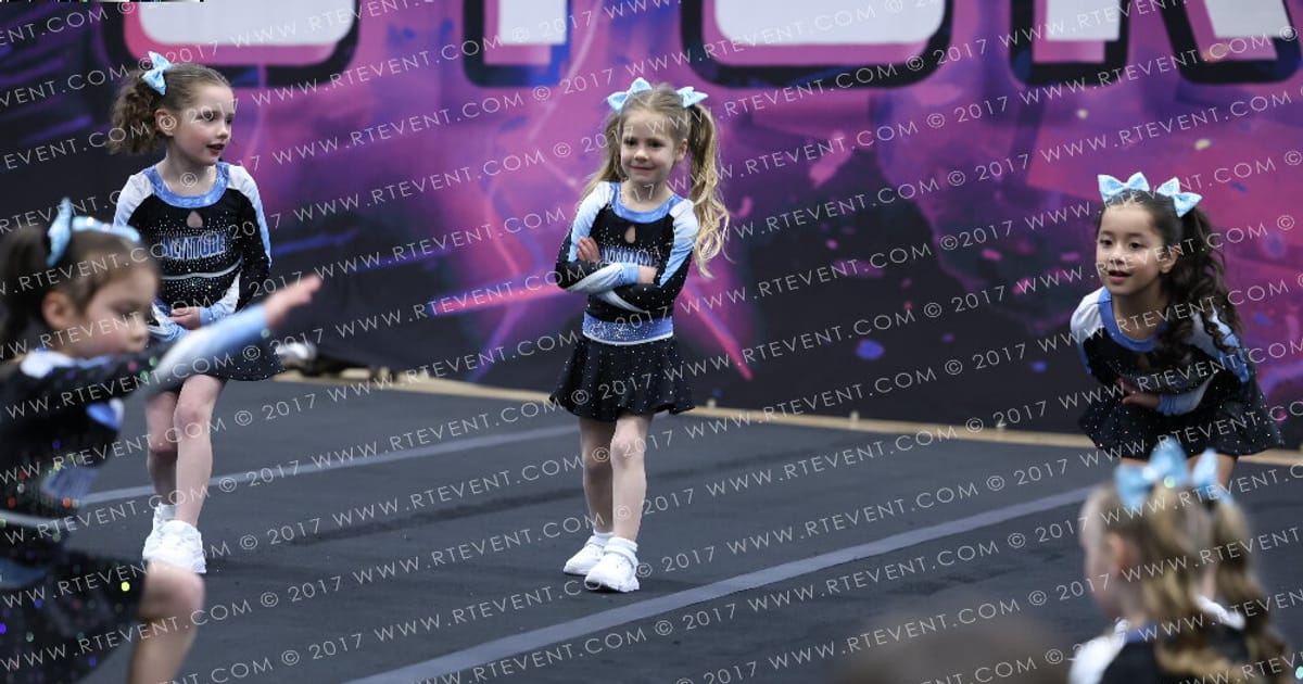 Altitude Cheer Bamba · FC ESSENTIALS SOUTH