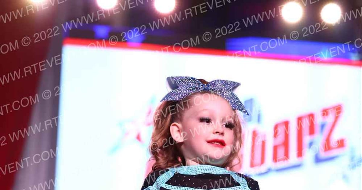 Blackout Athletics Tiny Divas · American Superstarz Raleigh
