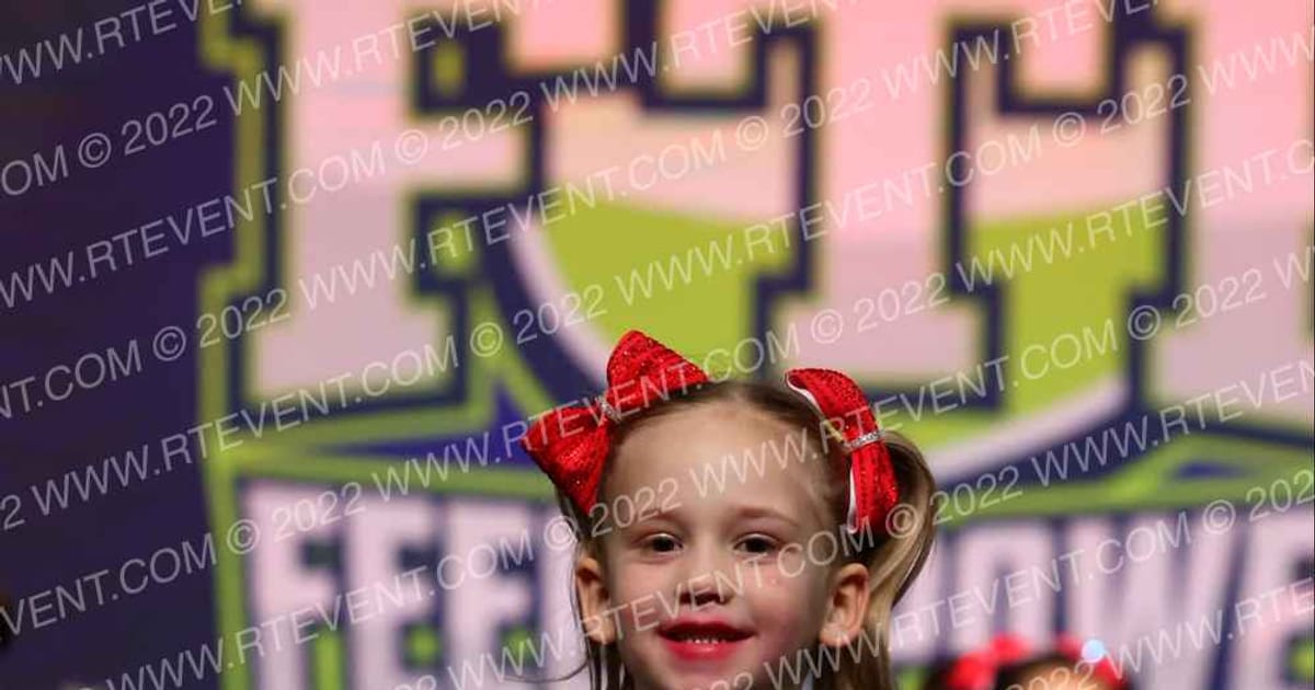 Scorpions Niagara Cheerleading Little Stingers · Feel the Power
