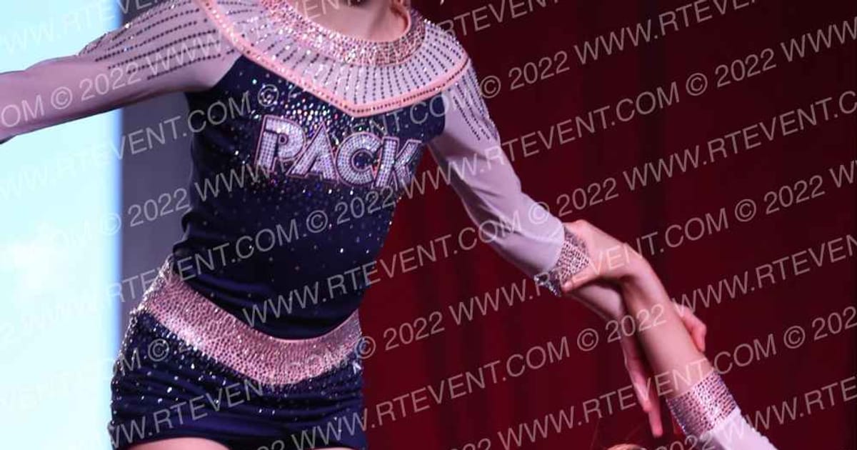 Pack Athletics SPARKLE · American Superstarz Raleigh