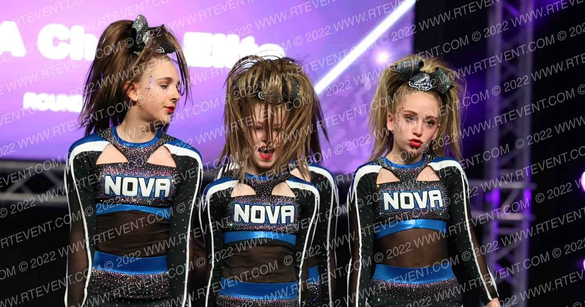 NOVA Cheer Elite NOVA Legendary Reign · SU BATB GN