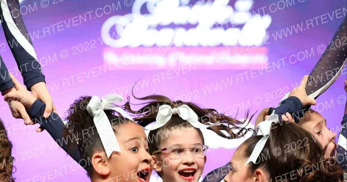 Howell Rebels SUPER SURGE · SU BATB GN