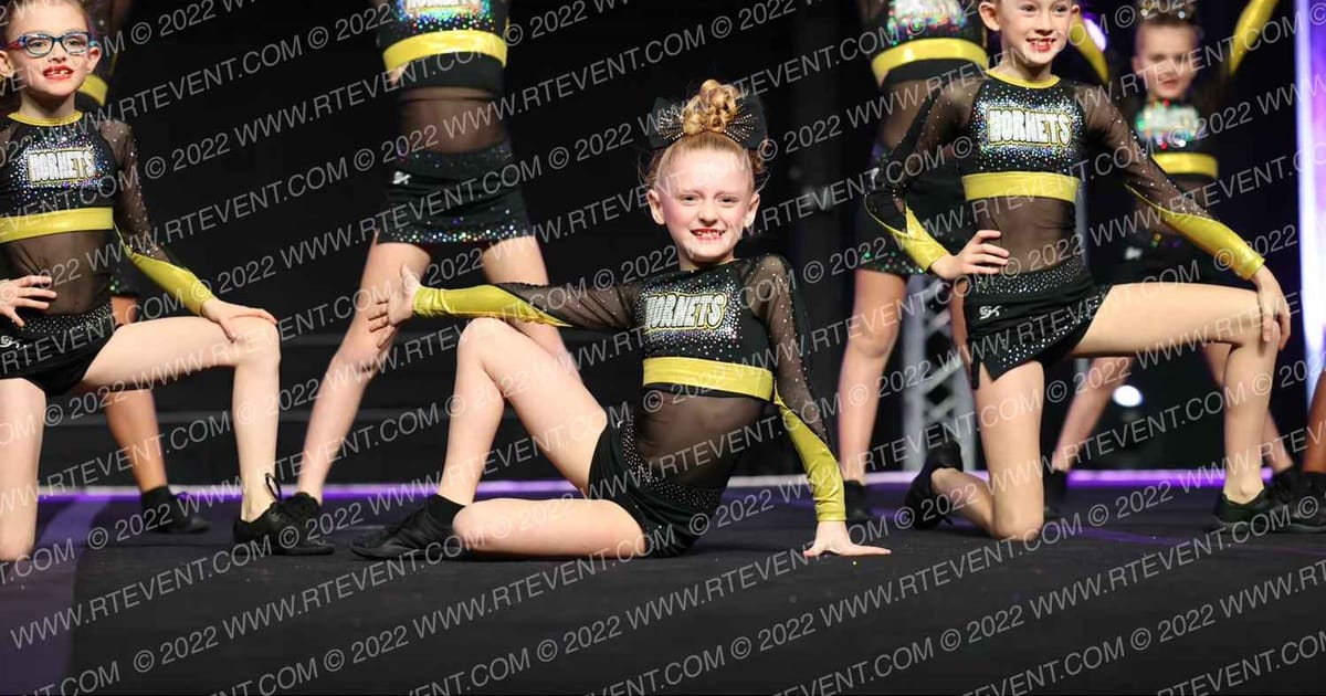Hornets Competitive Cheerleading Mini Buzz · SU BATB GN