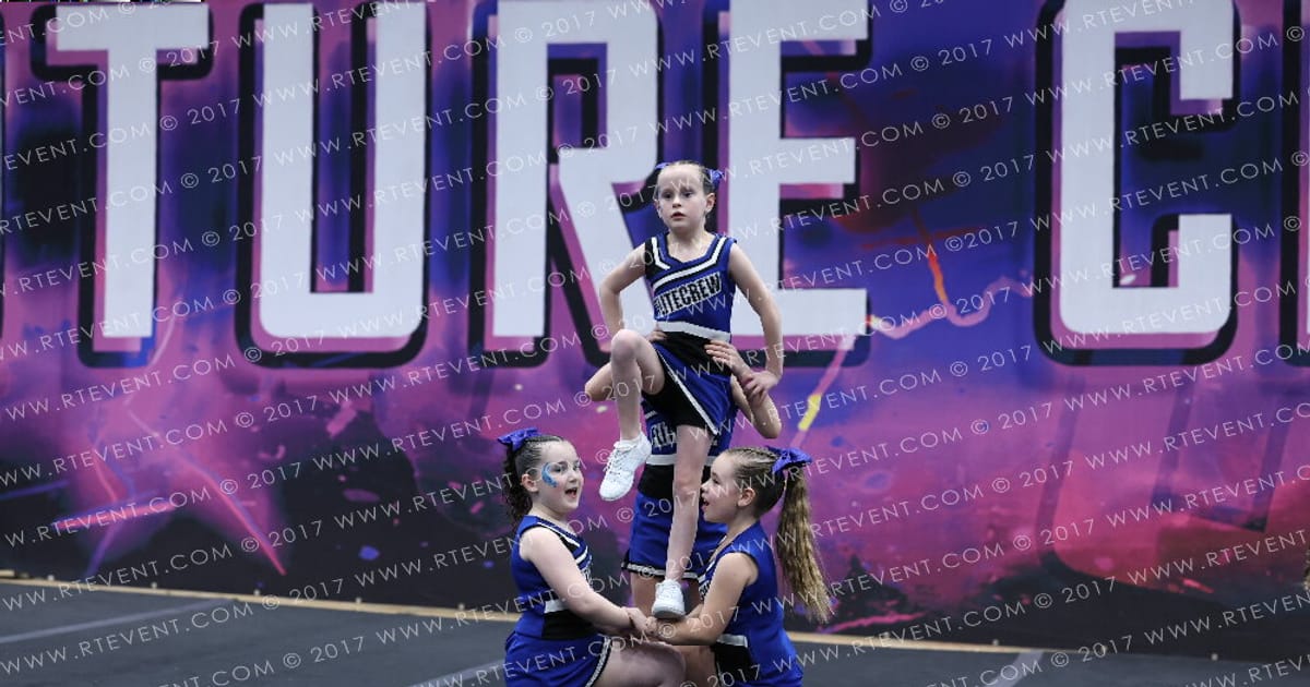 Flitecrew Infinity Cheer STARLIGHTS · FC ESSENTIALS SOUTH