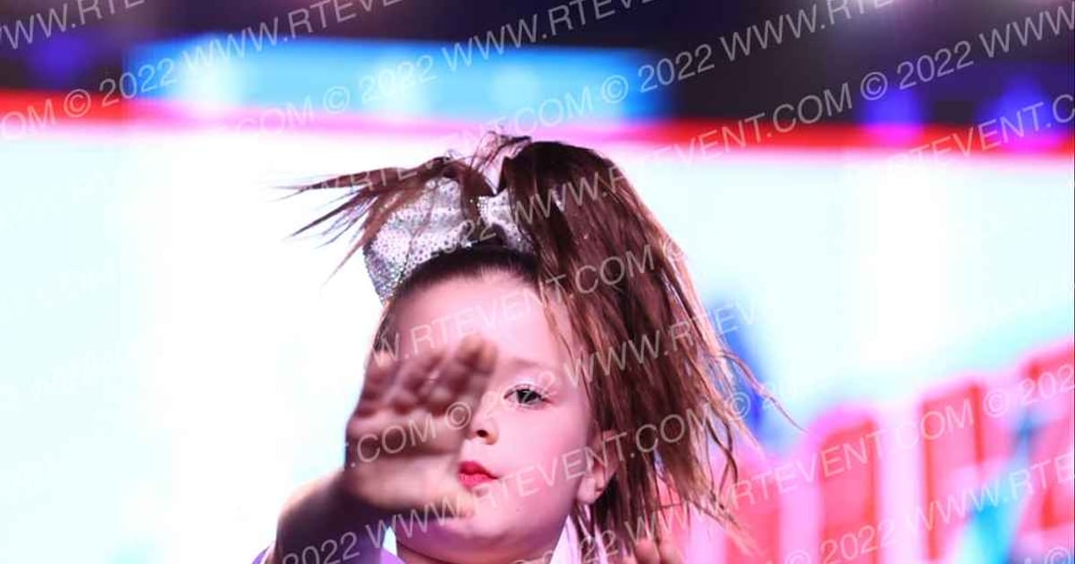 The Cheer Craze All Stars Mini Mermaids · American Superstarz Raleigh