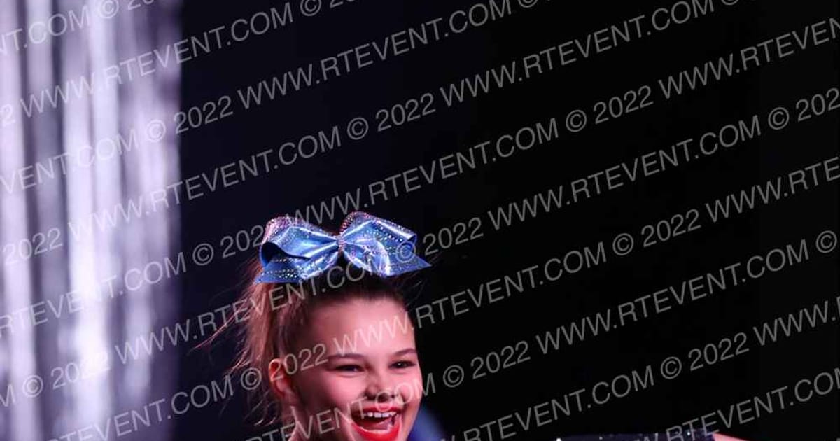 BRAND Elite All Stars Youth Lightning · American Superstarz Raleigh