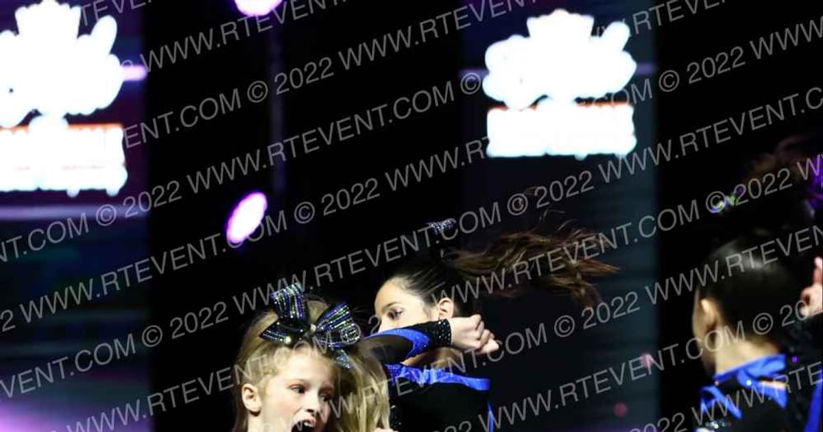 The Stingray Allstars Fashionista Rays · SU BATB GN