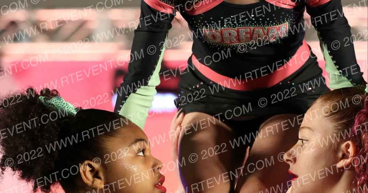 Dream Athletics Glitz · The American Masterpiece