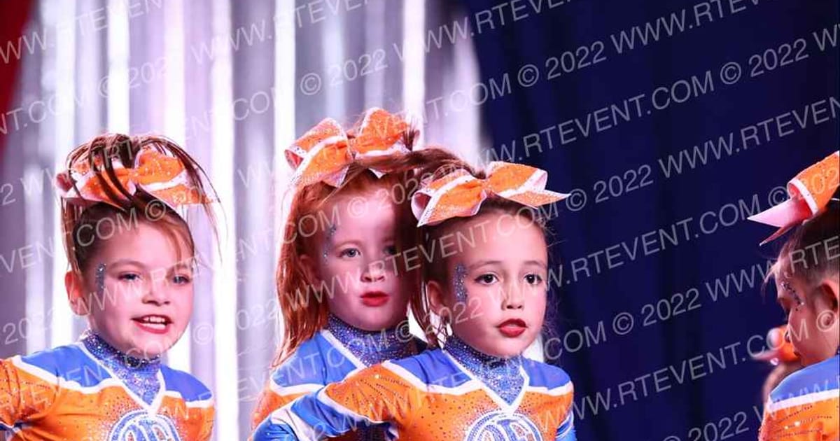 Omni Elite Athletix Bombshells · American Superstarz Raleigh