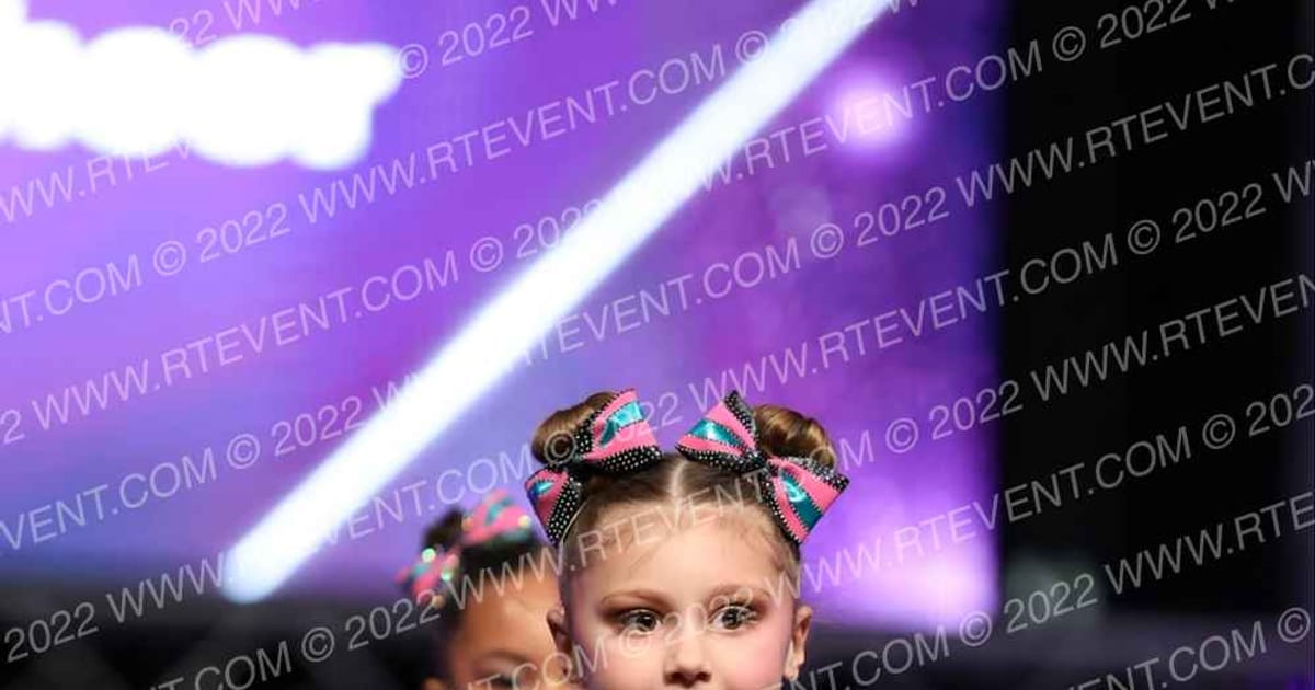 Evolution Cheer Teal Smash · SU BATB GN