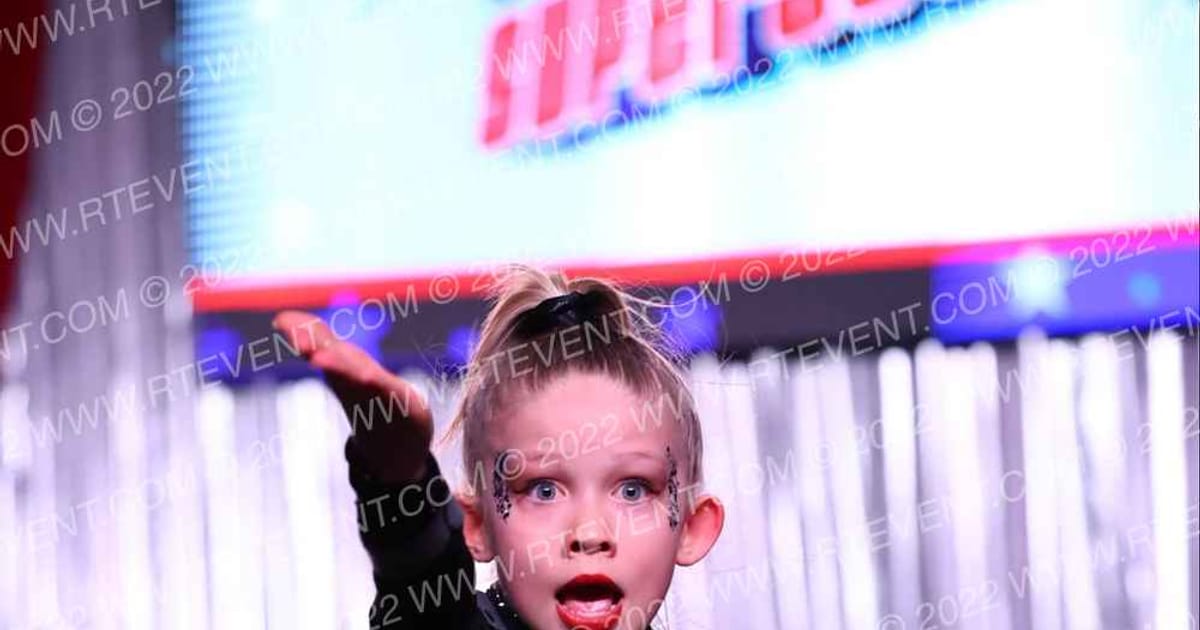 Cheer Infinity Allstars Spy Girls · American Superstarz Raleigh