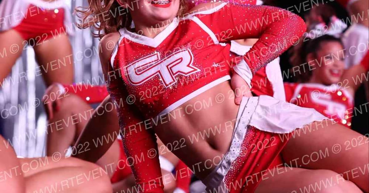 Cheer Revolution Senior Black · American Superstarz Raleigh