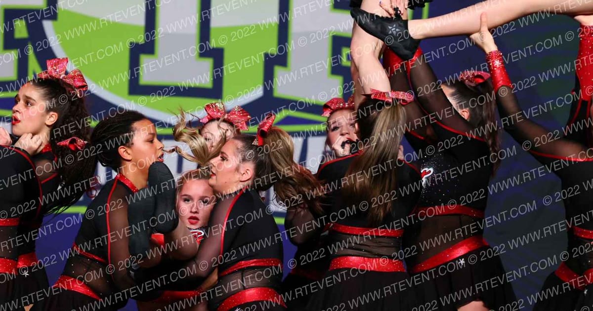 London Heat Cheerleading Fury · Feel the Power