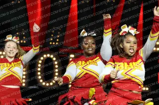 BERKELEY HIGH SCHOOL CHEER TEAM