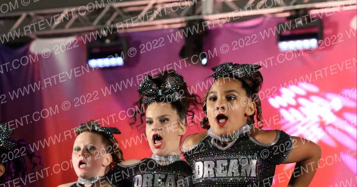 Dream Athletics Diamonds · The American Masterpiece