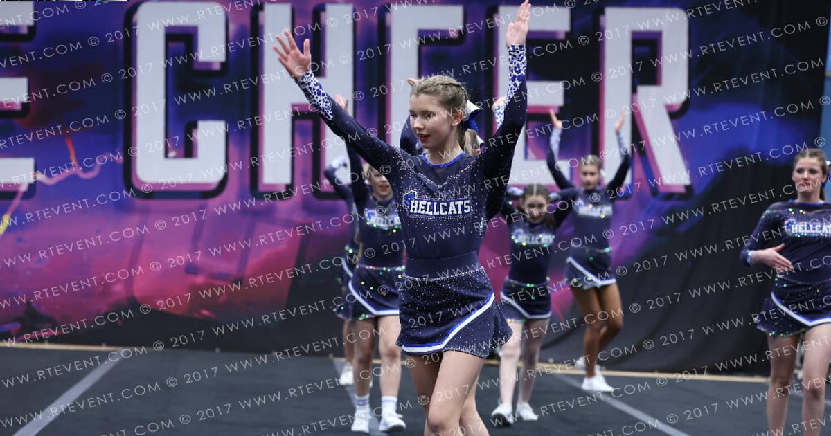 Hellcats Cheerleaders Panthers · FC ESSENTIALS SOUTH