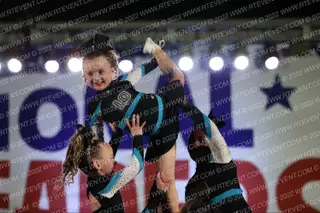 Lake Oconee Cheer Company Wave