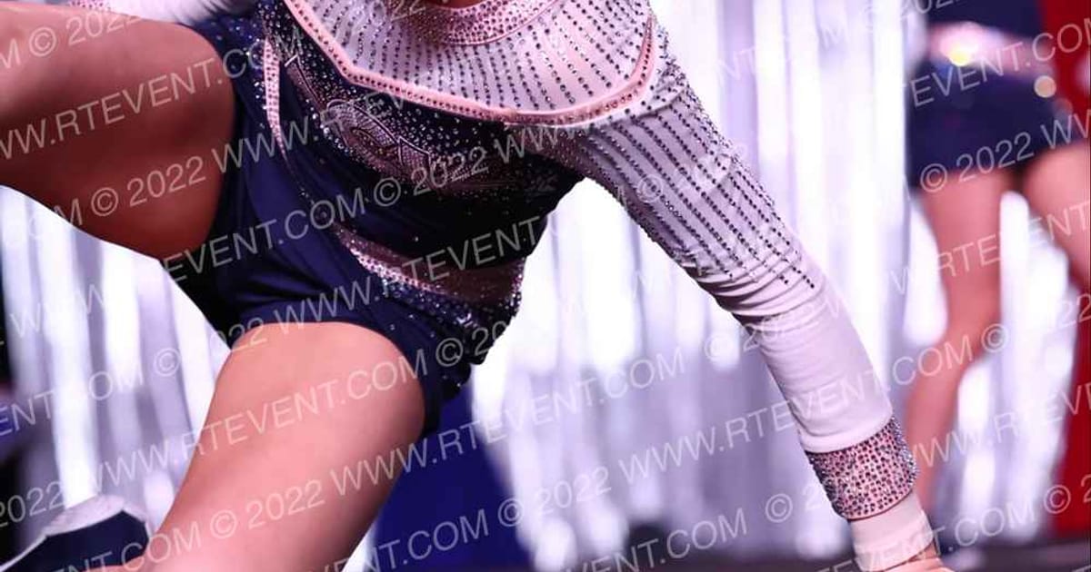 Pack Athletics SPARKLE · American Superstarz Raleigh