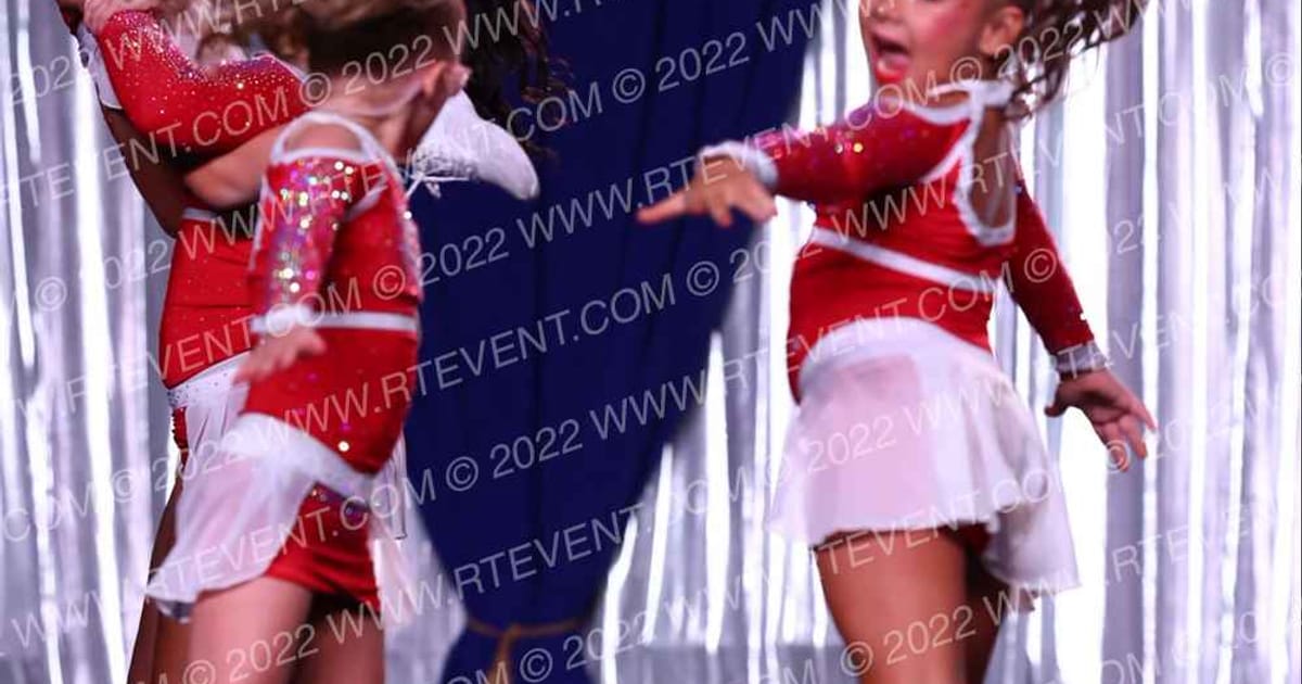 Cheer Revolution Glam Girls · American Superstarz Raleigh