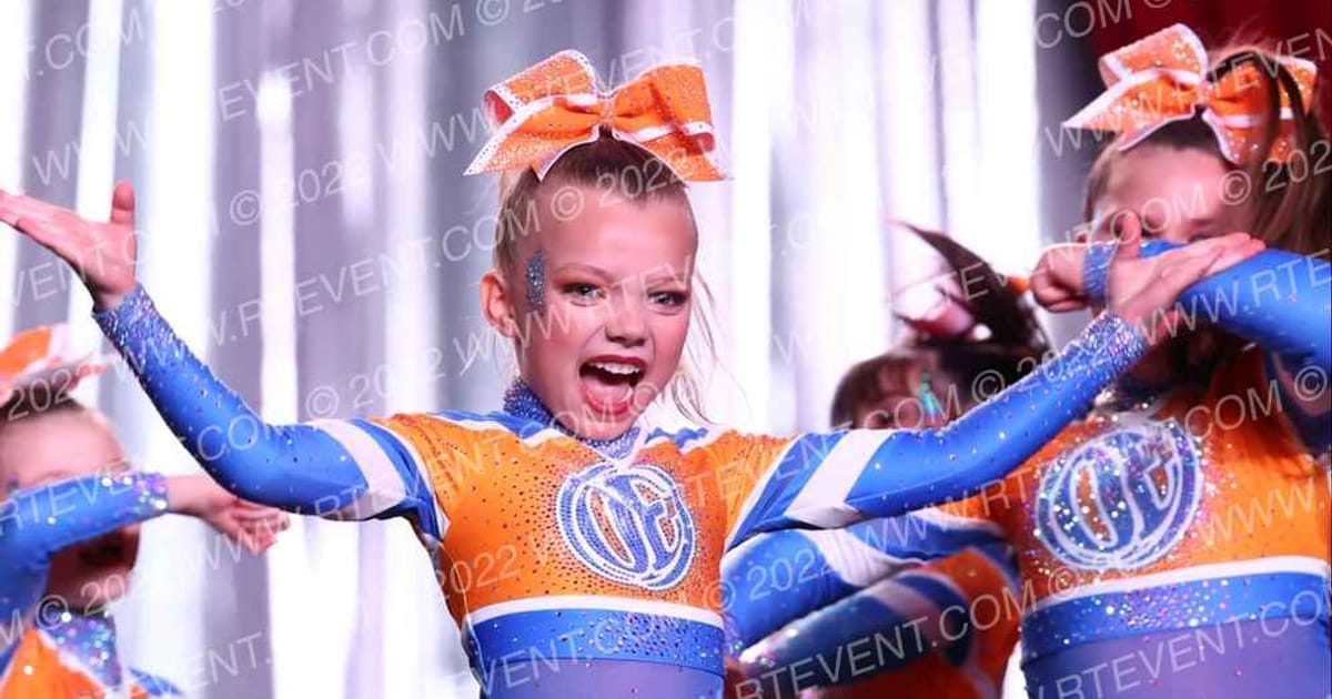 Omni Elite Athletix Bombshells · American Superstarz Raleigh