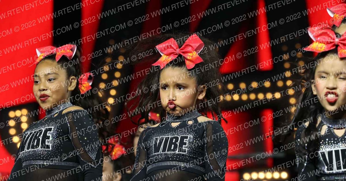 VIBE CHEER ONYX · SUNDAY MONDAY NA Nationals