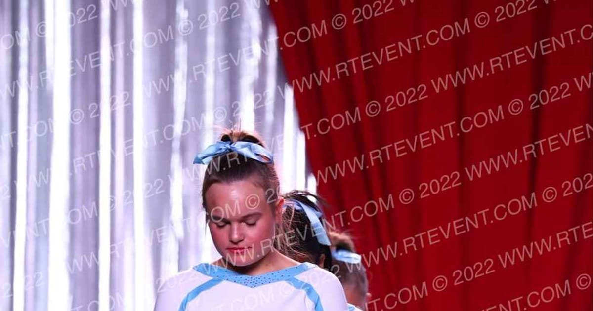 UNC All Girl Cheerleading · American Superstarz Raleigh