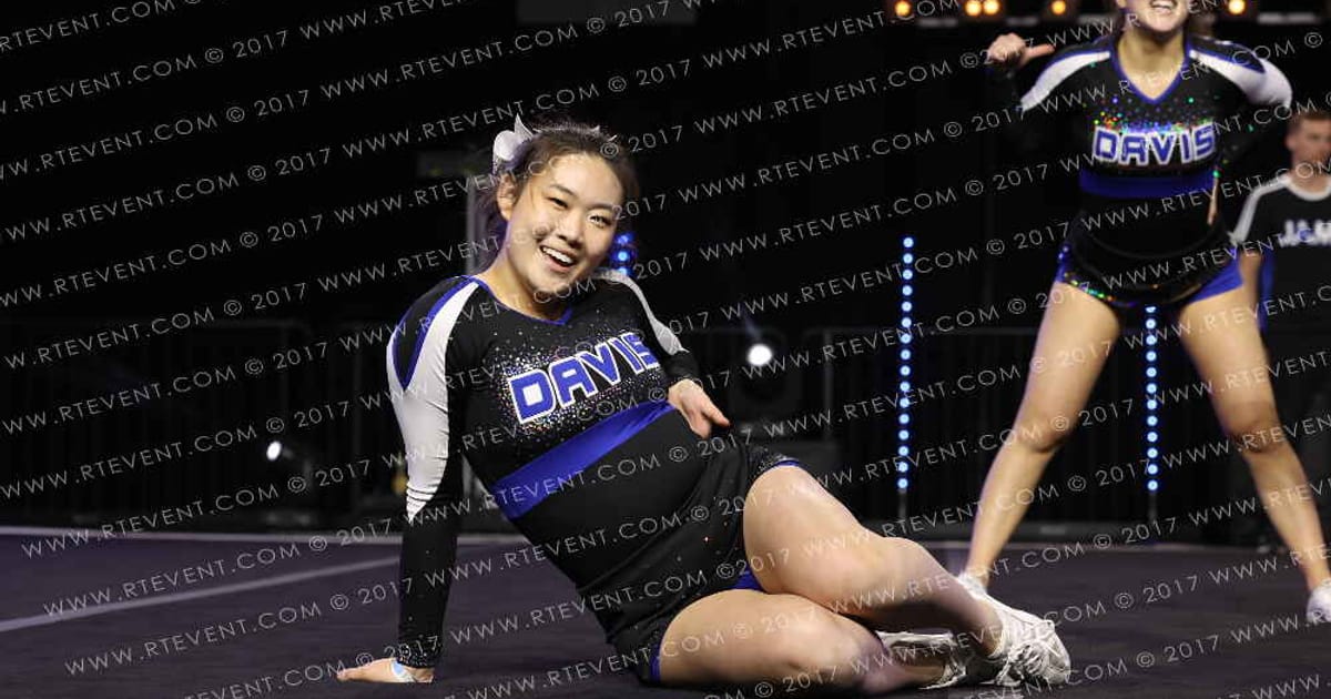 DAVIS HIGH SCHOOL · SCHOOL CHEER NATIONALS